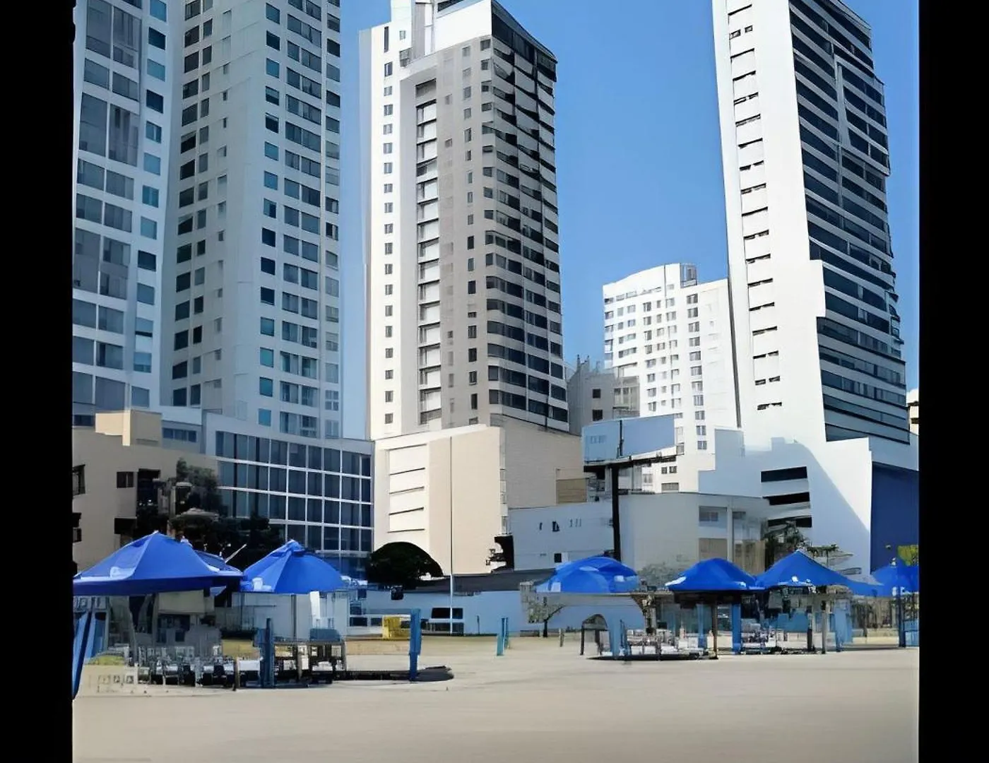 Appartamento Lujoso Y Nuevo Cerca Al Centro/ Piscina Panoramica Cartagena