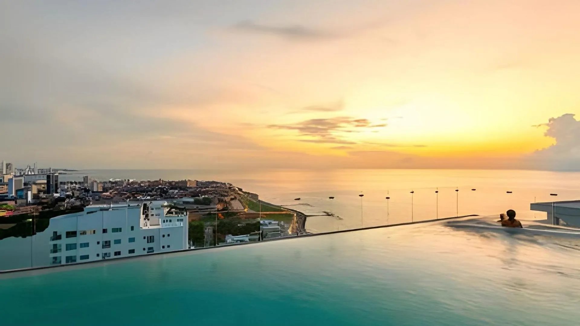 Appartamento Lujoso Y Nuevo Cerca Al Centro/ Piscina Panoramica Cartagena