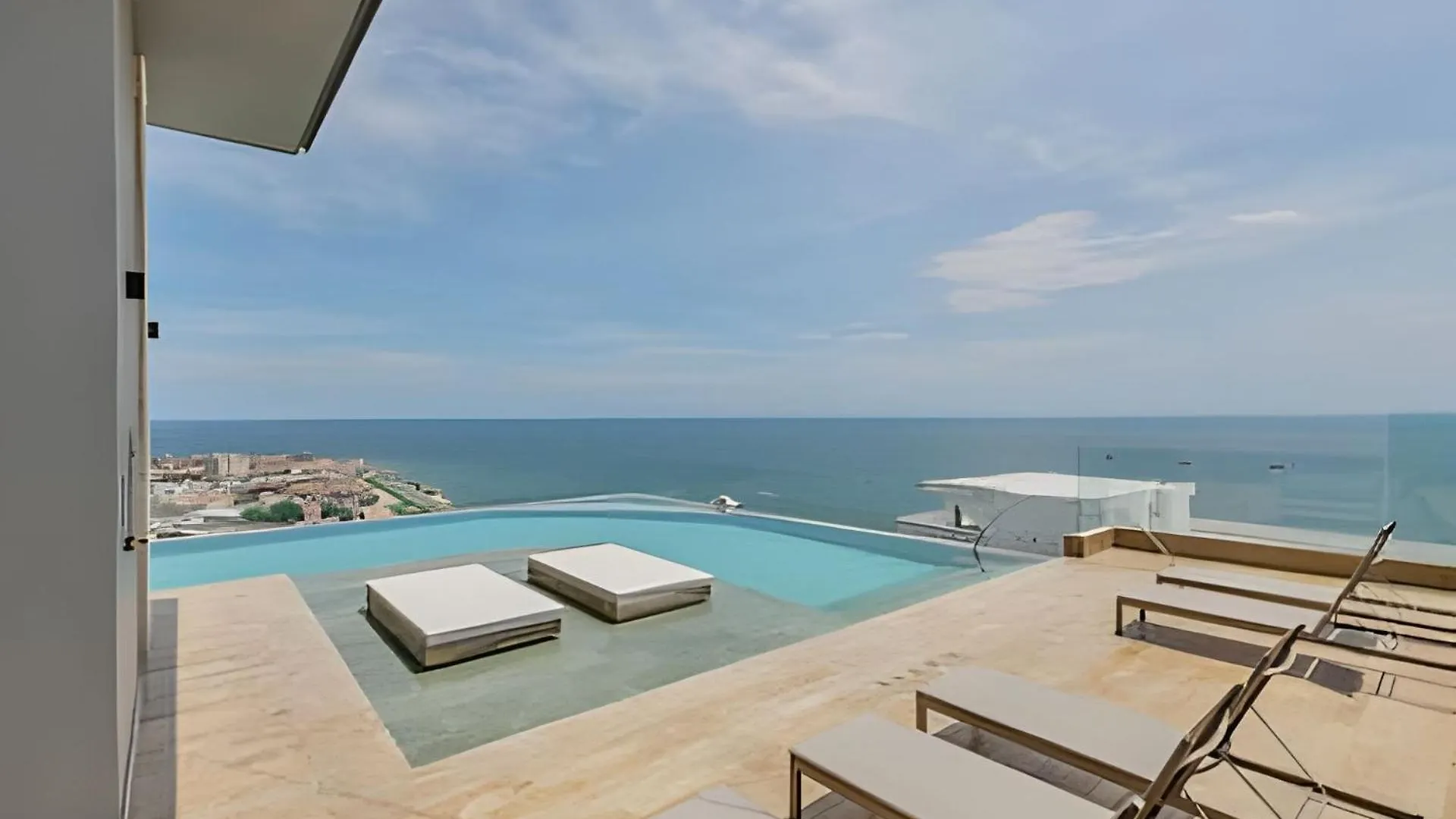 Appartamento Lujoso Y Nuevo Cerca Al Centro/ Piscina Panoramica Cartagena